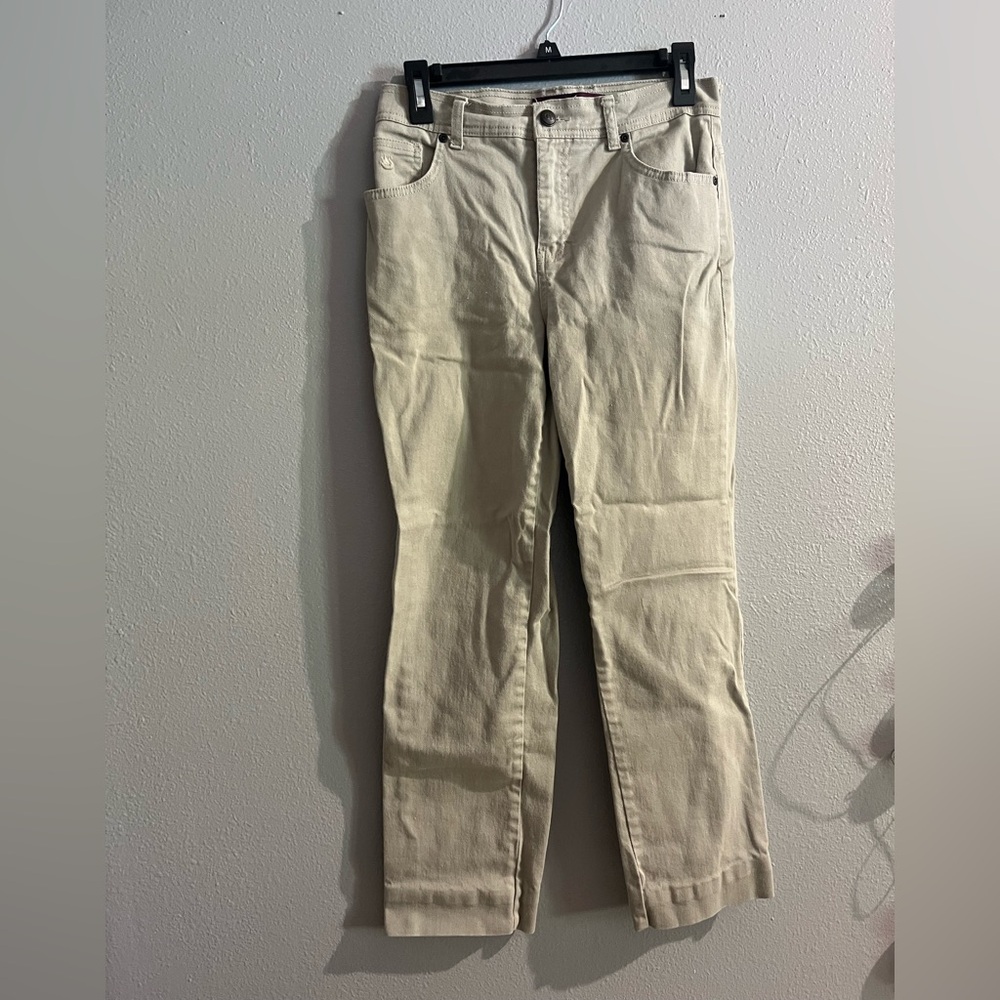 Gloria Vanderbilt cream jeans